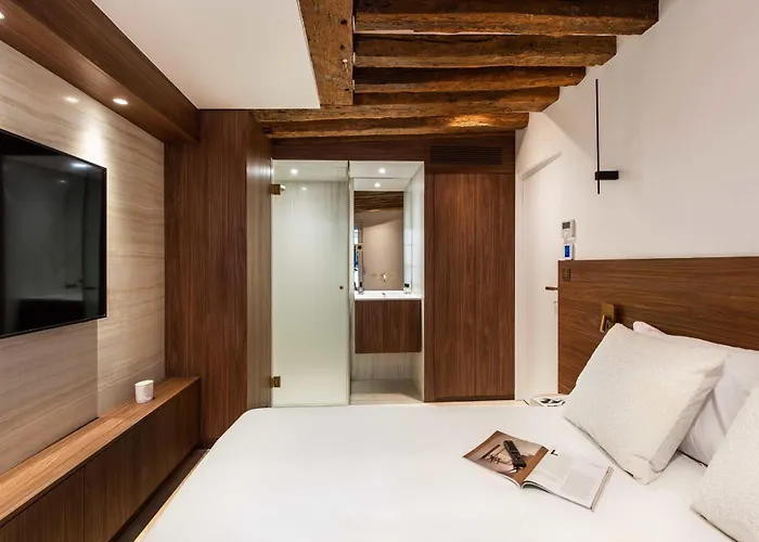 Lägenhet Magnifique Ac -1br 4p- Palais-royal Paris