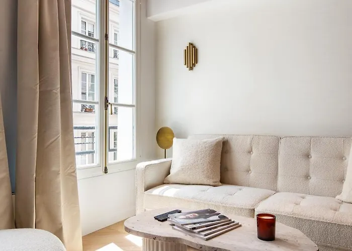 Magnifique Ac -1br 4p- Palais-royal *