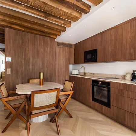 Magnifique Ac -1br 4p- Palais-royal Appartement Parijs